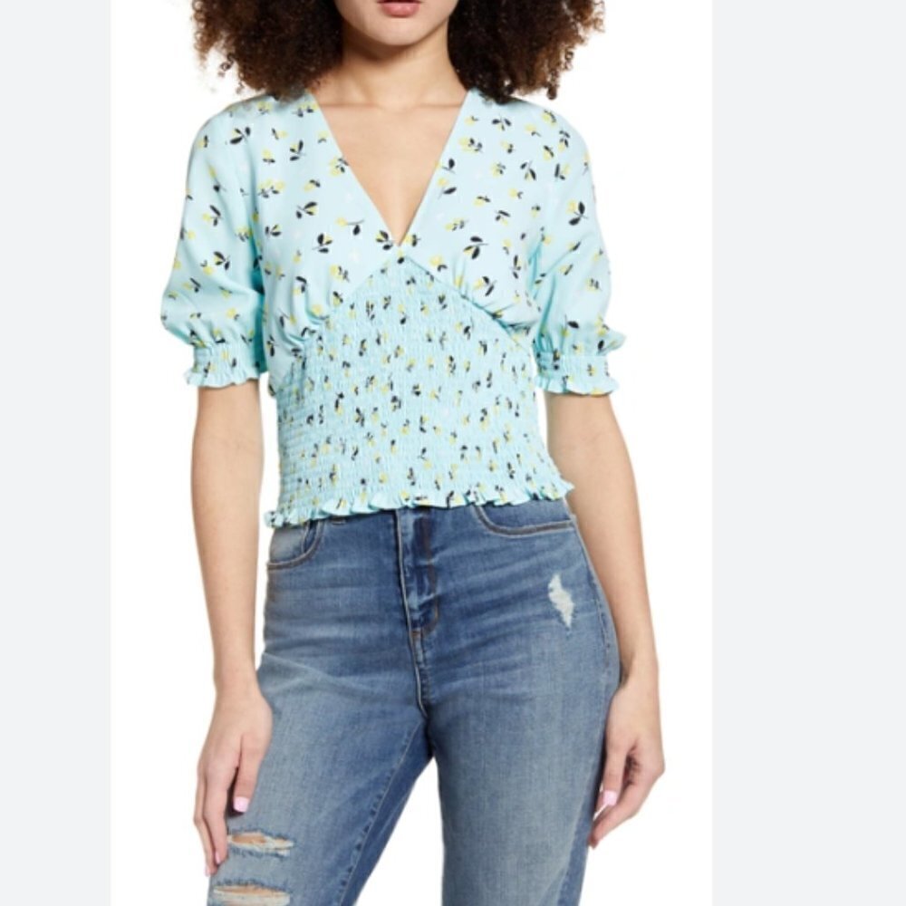 Leith Blue Glow Nina Floral Boho Smocked Top Blouse sz  S